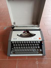 macchina da scrivere 