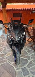 Yamaha tmax 560 2025