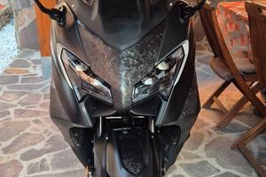 Yamaha tmax 560 2025