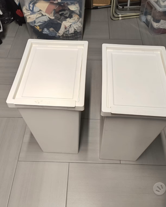 Bidoni Ikea FILUR con coperchio 42l
