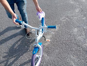 Bicicletta per bambina 3/6 anni Frozen