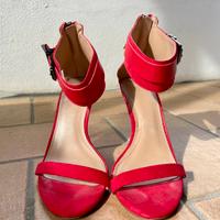 Sandali con tacco Zara taglia 38