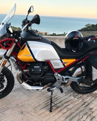 MOTO GUZZI V85 TT