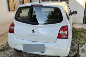 *VENDUTA* Renault Twingo 2 Incidentata