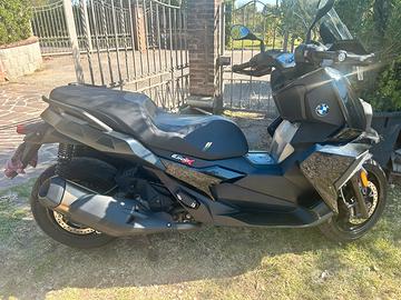 BMW C400X