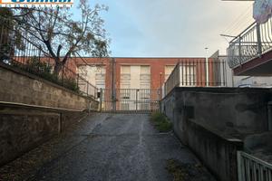 Riposto, garage doppio (CT)