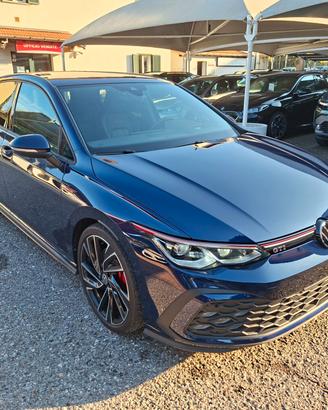 Volkswagen Golf GTI 2.0 TSI DSG