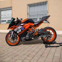 KTM RC 390 + accessori e grafiche