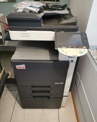 Multifunzione laser a colori