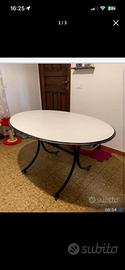 Tavolo vintage ovale