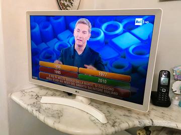 Tv  Smart LG 24 " WEB ottico HDMI