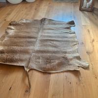Tappeto pelle cammello