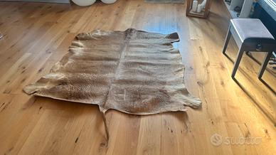 Tappeto pelle cammello
