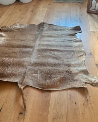 Tappeto pelle cammello