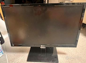 Monitor LG 22 pollici