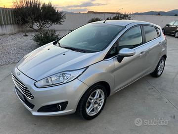 Ford Fiesta 1.5 TDCi 75CV 5 porte Titanium