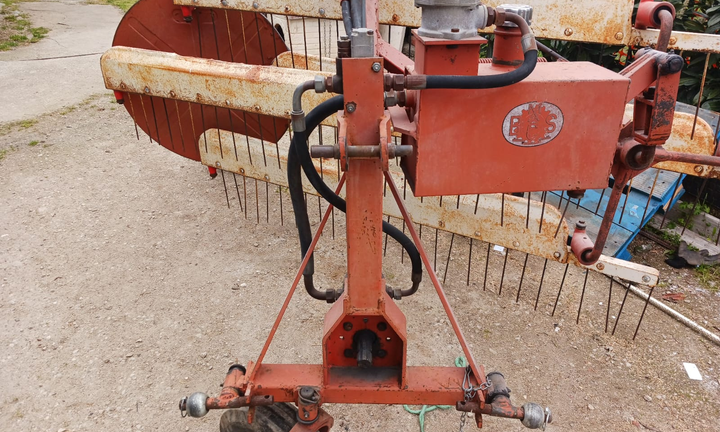 Ranghinatore voltafieno BCS