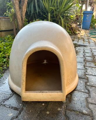 Cuccia da esterno per cani di piccola taglia