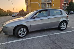 Alfa Romeo 147 1.6 benzina (anche per neopatentati