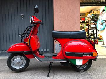 Vespa PX 200 E