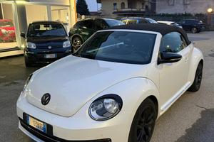 Volkswagen Maggiolino Cabrio