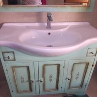 Mobile bagno stile antico