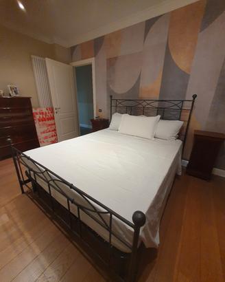 Letto matrimoniale in ferro battuto 