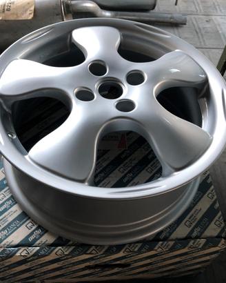 46529894 CERCHIO IN LEGA DA 15 POLLICI 4 FORI FIAT
