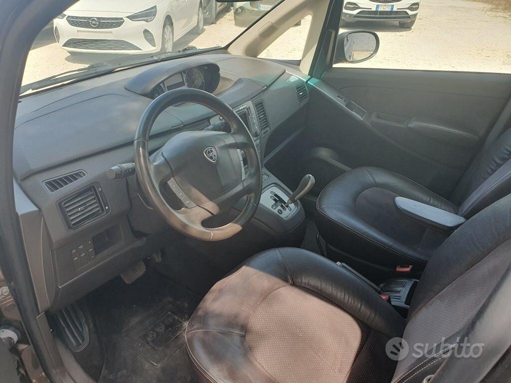 Lancia Musa 2011 photo 4