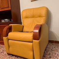 poltrona reclinabile elettrica alzapersone