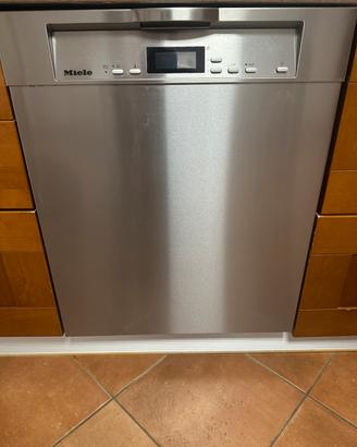 Lavastoviglie miele