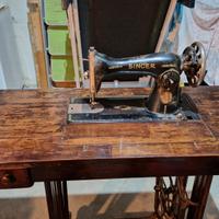 2 Macchine da cucire vintage  Singer e Patent 