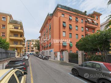 Piazza Bologna - Piano Terra - Ampia metratura con