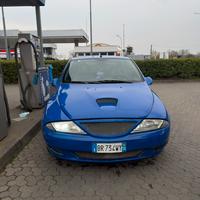 Y elefantino anno 2000