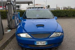 Y elefantino anno 2000