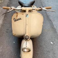 Vespa faro basso VN2T conservata