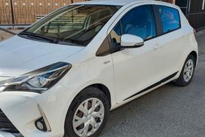 Toyota Yaris 1.0 5 porte Business