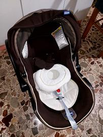 Seggiolino auto Chicco per bimbi 
