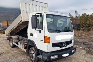 Splendido Nissan ribaltabile patente b LEGGI