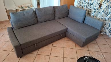 Divano ikea  schienale rotto