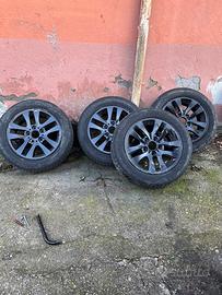 Cerchi e gomme dunlop winter sport