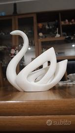 Cigno decorativo stampato in 3D – Eleganza minimal