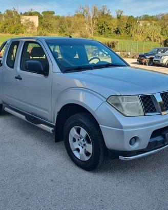 Nissan Navara (D40) 2.5 dCi 174CV 4WD Cab. Singola