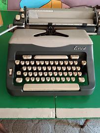 Macchina da scrivere anni ’60 + set