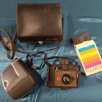 Lotto fotocamere Polaroid vintage EE33 + Polaroid 