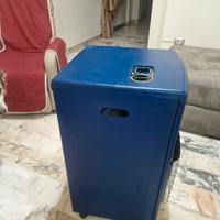 stufa GPL, colore blue in buone condizioni, vista 