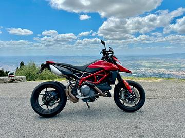 Ducati Hypermotard 950