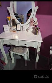 Specchiera per camera da letto 