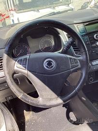 SSANGYONG KORANDO G20D - VOLANTE