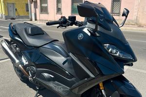 Yamaha TMax 560 2024